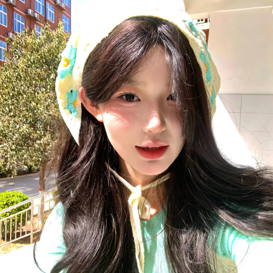 后窗的女人